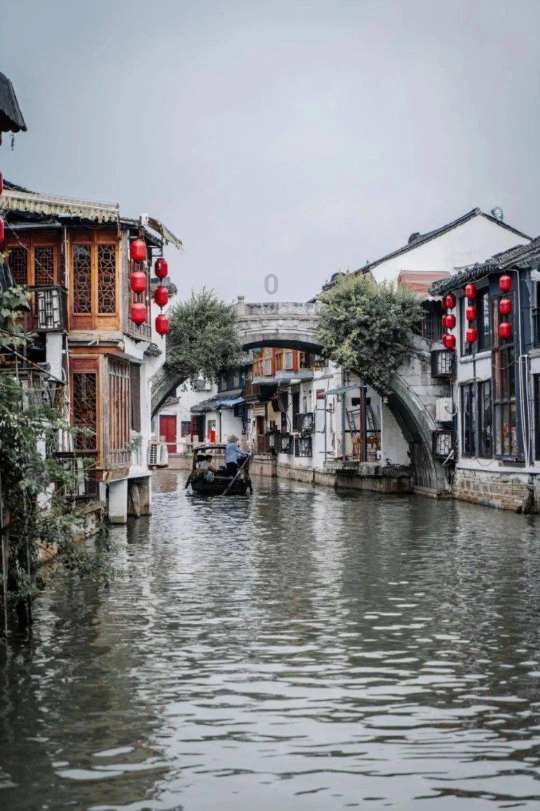 汽车行业深度:智驾时代来袭,多玩家多模式齐发力推动行业走向落地(附下载)