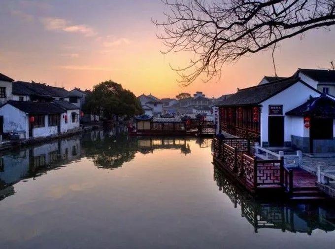 “古彭大地”乘势而上启新程！徐州市委书记登上快闪车……